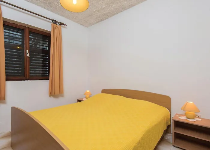 Three-bedroom In * Potomje