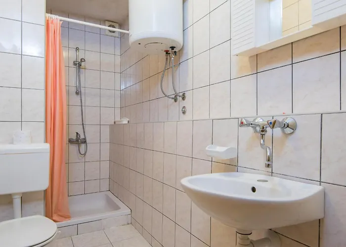 Three-bedroom In 度假居 Potomje
