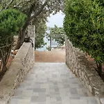 Three-bedroom In Σπίτι διακοπών *